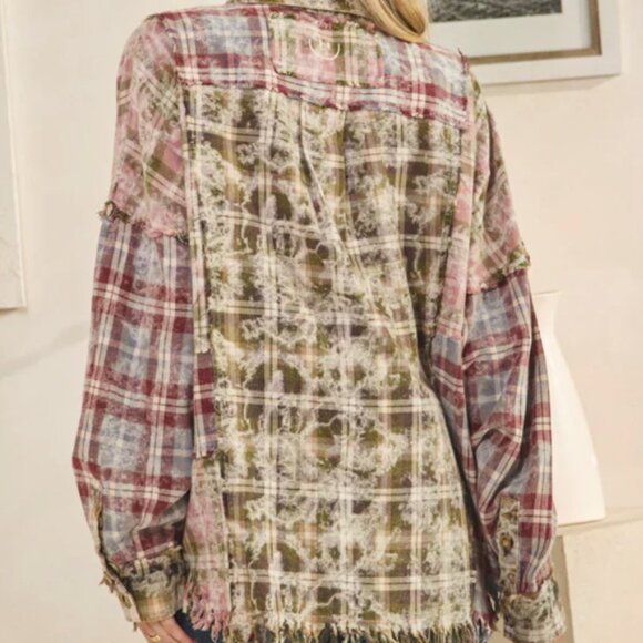 OLI & HALI WASHED PLAID FRINGE TRIM OVERSIZED SHIRT - Picture 3 of 9